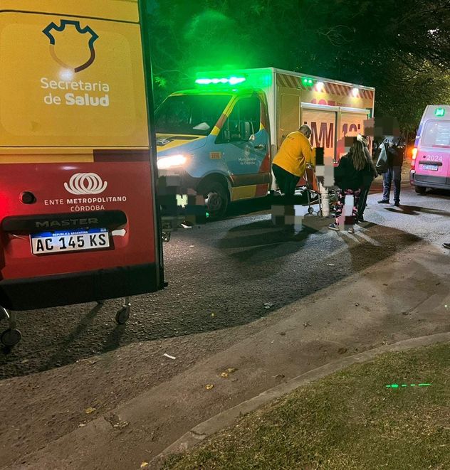 Cinco personas fueron rescatadas este viernes desmayadas en su casa por intoxicación de monóxido de carbono.
