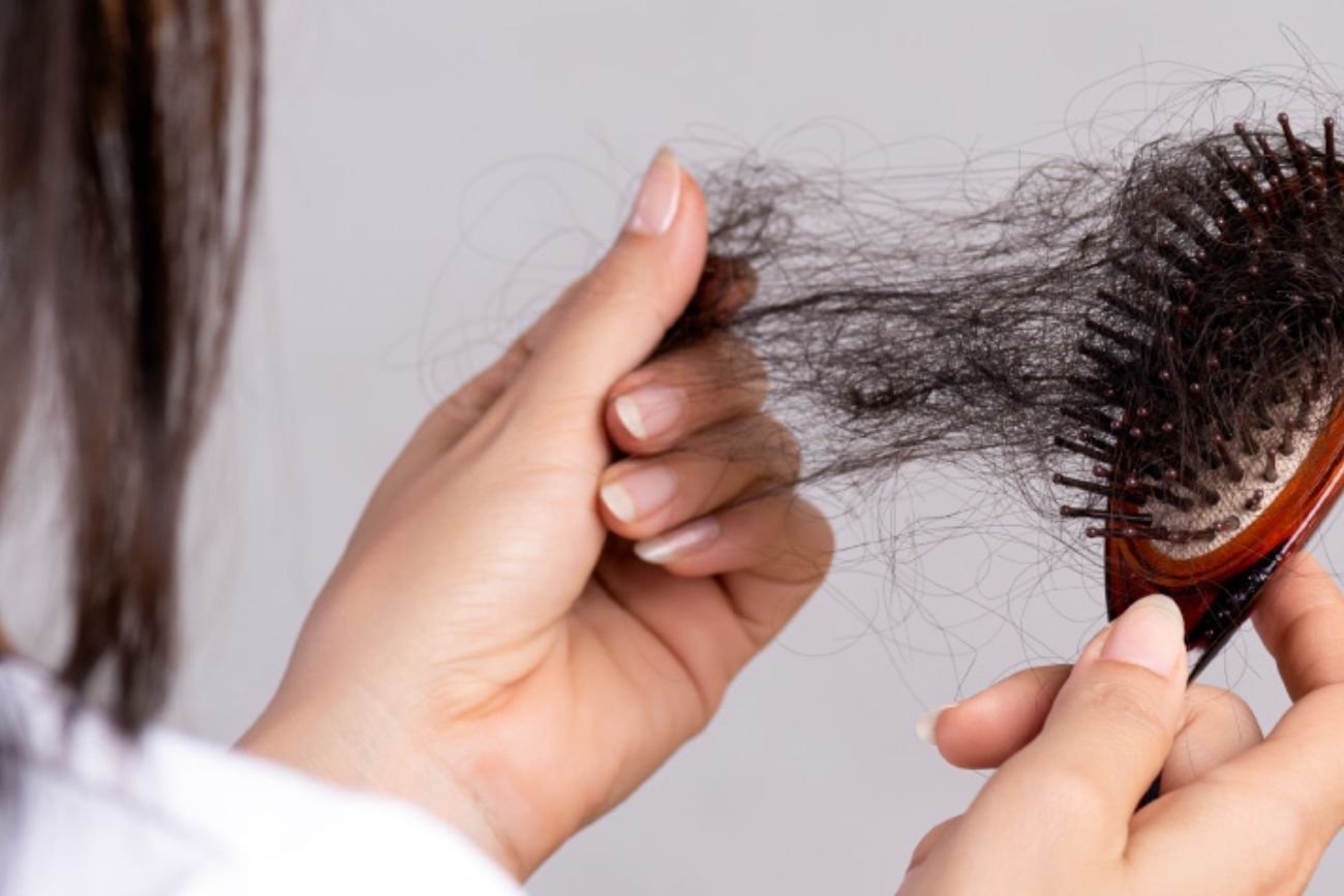Qué hacer para frenar la caída del pelo, según un estudio de Harvard.