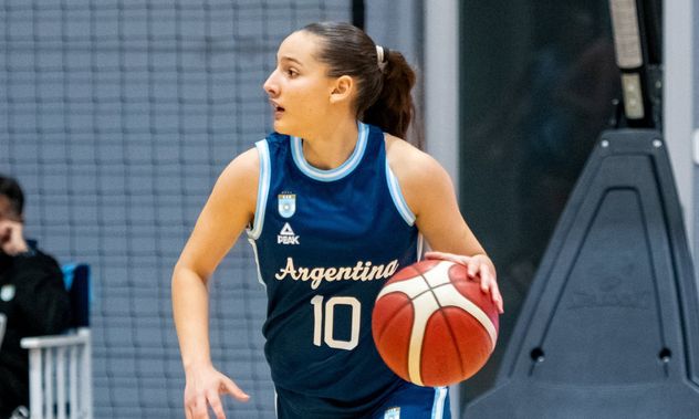 Celina Novatti, jugadora de Hindú, en la selección.