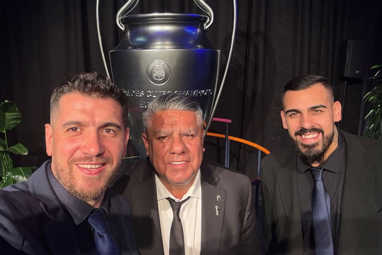 Juan Manuel Cavagliatto junto a Claudio Tapia, en Hungría.