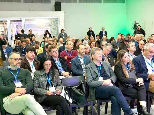 Córdoba reunió a las loterías del país para transformar 25.000 agencias en centros de servicios.