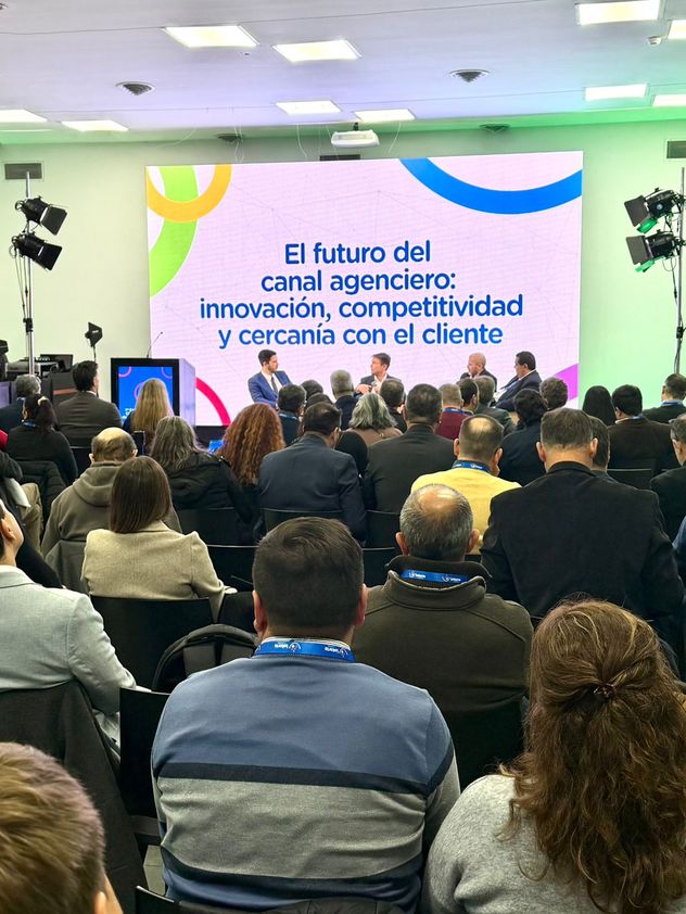 Córdoba reunió a las loterías del país para transformar 25.000 agencias en centros de servicios.