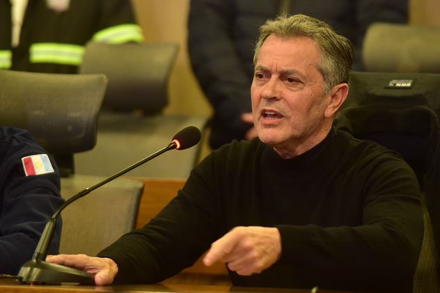 Conferencia de prensa dada por el fiscal Garzón y el ministro Quinteros sobre el crimen de Agostina Vega.