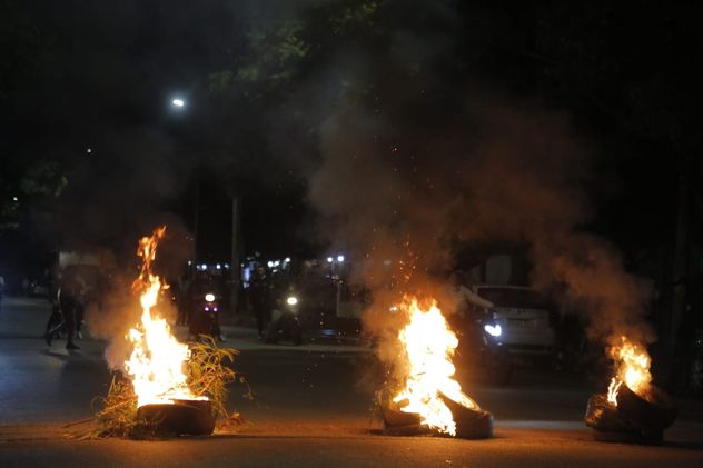 Córdoba: cruces entre vecinos y la Policía tras la conferencia por el crimen de Agostina Vega