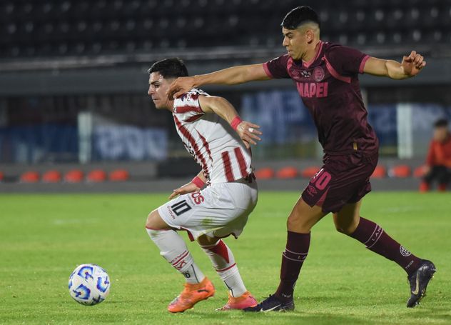Instituto ante Lanús por Copa Argentina.