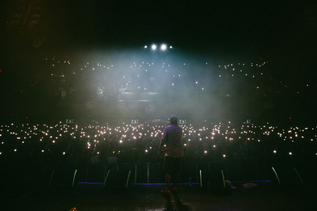 Paulo Londra en el cierre de su gira en Los Ángeles, Estados Unidos.