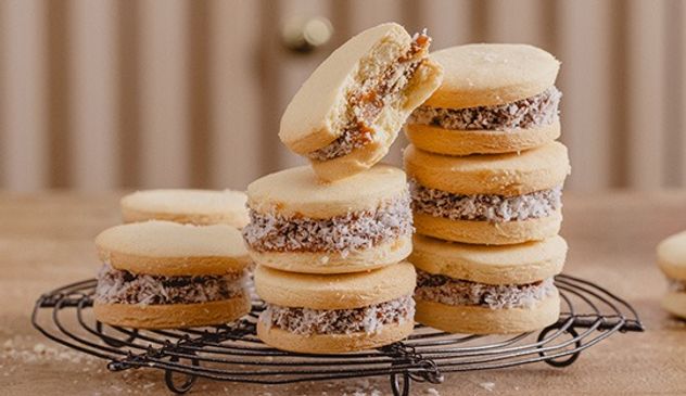 Alfajores de maicena de Maru Botana: la receta viral y el secreto para que se deshagan en la boca.