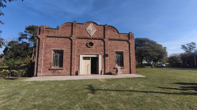 Un lugar con historia. El paraje en el campo que fue de Ramón J. Cárcano, con su singular salón de La Liga contra el Aburrimiento.