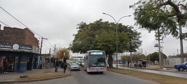 El barrio no sale de la conmoción. (La Voz)
