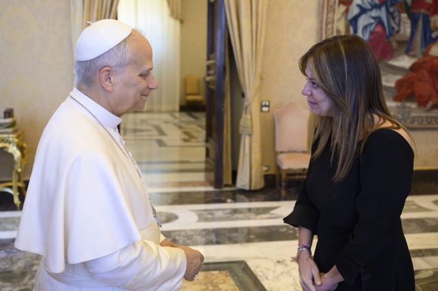 La ministra de Capital Humano, Sandra Pettovello, se reunió con el papa León XIV en la Ciudad del Vaticano. 