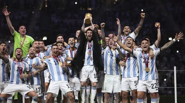 Entre archivos inéditos, testimonios exclusivos y momentos detrás de escena, estos documentales muestran la cara menos conocida de algunas de las grandes figuras del fútbol mundial.