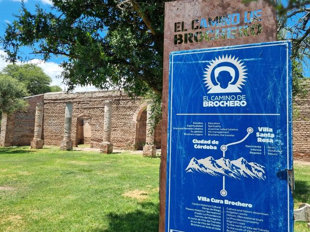 Lo que queda en pie de una casona de alto valor histórico, en Panaholma.