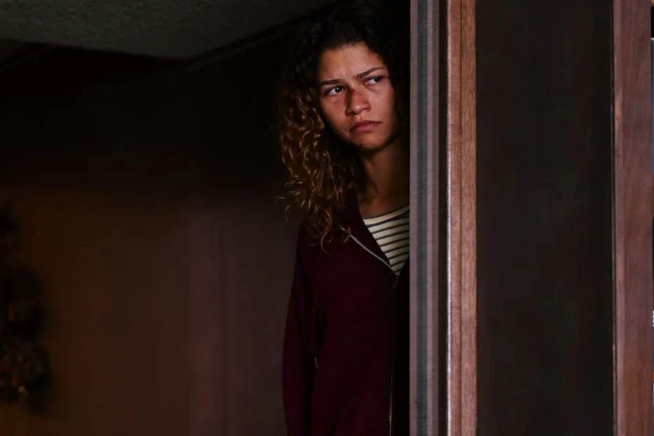 Rue Bennett (Zendaya), el personaje central de "Euphoria", una serie que no dio respiro. Aun cuando no estuvo al aire por cuatro años. (HBO Max)