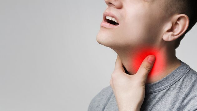 Dolor de garganta: cómo saber si es faringitis o amigdalitis y cuándo consultar al médico.