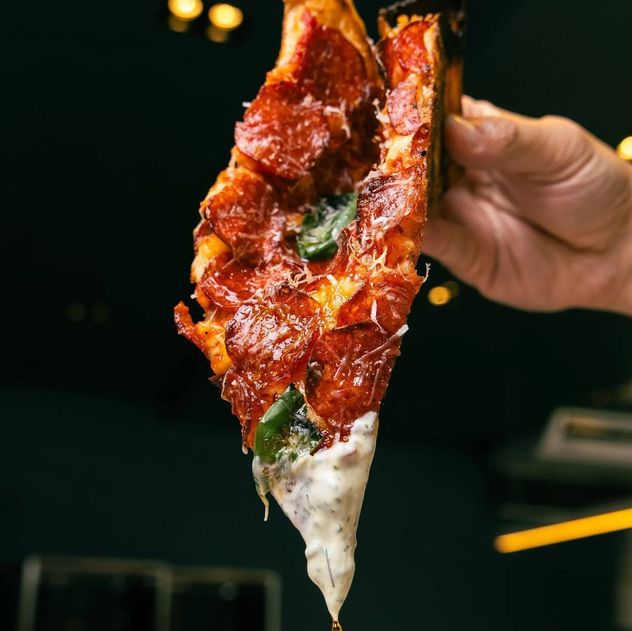 Cuánto cuesta comer en Kalis, la pizzería de Núñez elegida entre las mejores del mundo.
