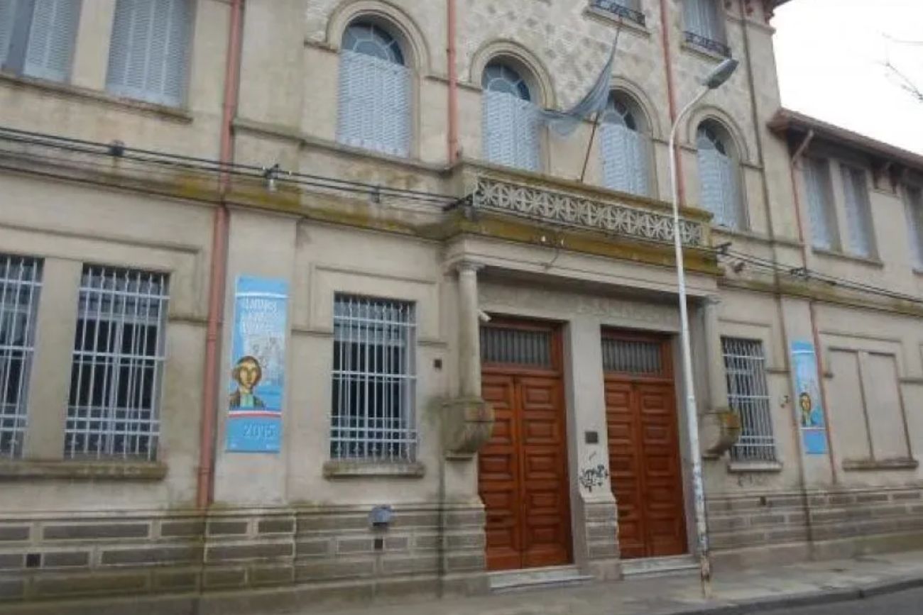 La escuela de Tandil donde ocurrió el hecho.