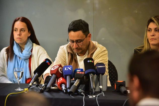 Femicidio. Gabriel Vega, el papá de Agostina, en conferencia de prensa este martes 2 de junio. 