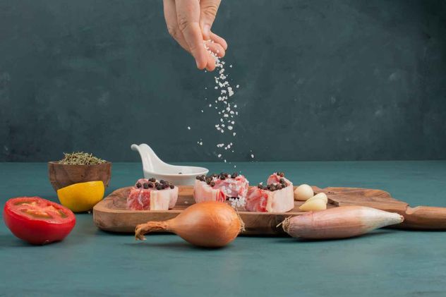Con el paso del tiempo y la influencia culinaria internacional, cada vez hay más variedades de sal disponibles.