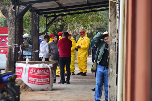 Realizan otro allanamiento en la casa de Barrelier por el femicidio de Agostina.