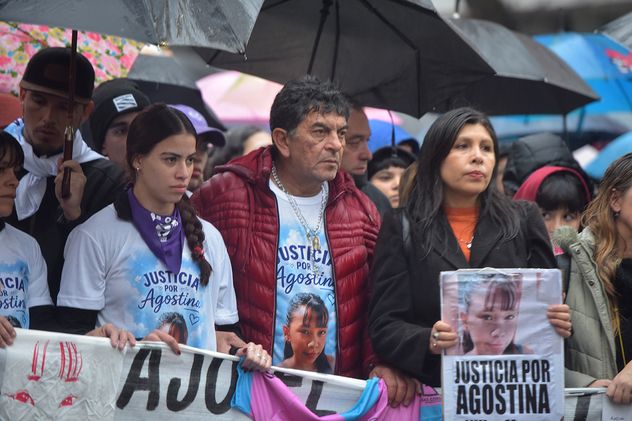 Miguel Heredia, el abuelo dede Agostina Vega, en la marcha de Ni Una Menos.