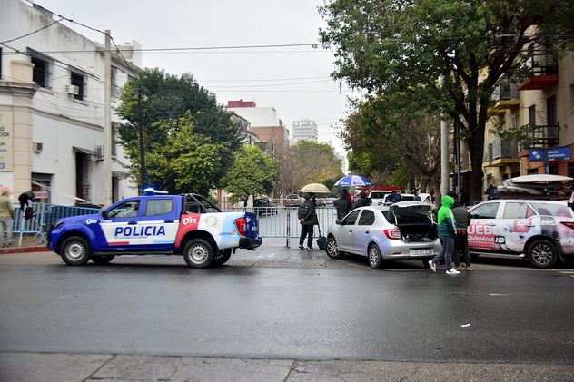 Realizan otro allanamiento en la casa de Barrelier por el femicidio de Agostina.