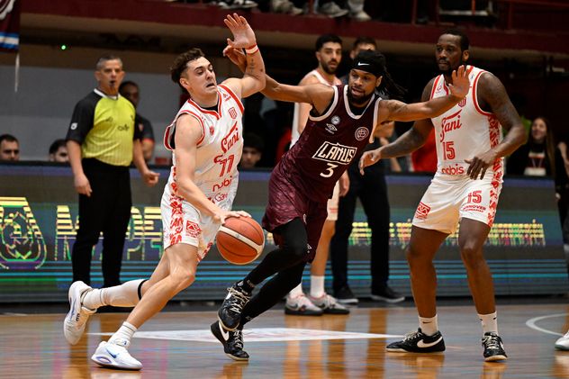 Jerónimo Suñé jugó el primer partido de la final, recuperado de la lesión, pero no alcanzó.
