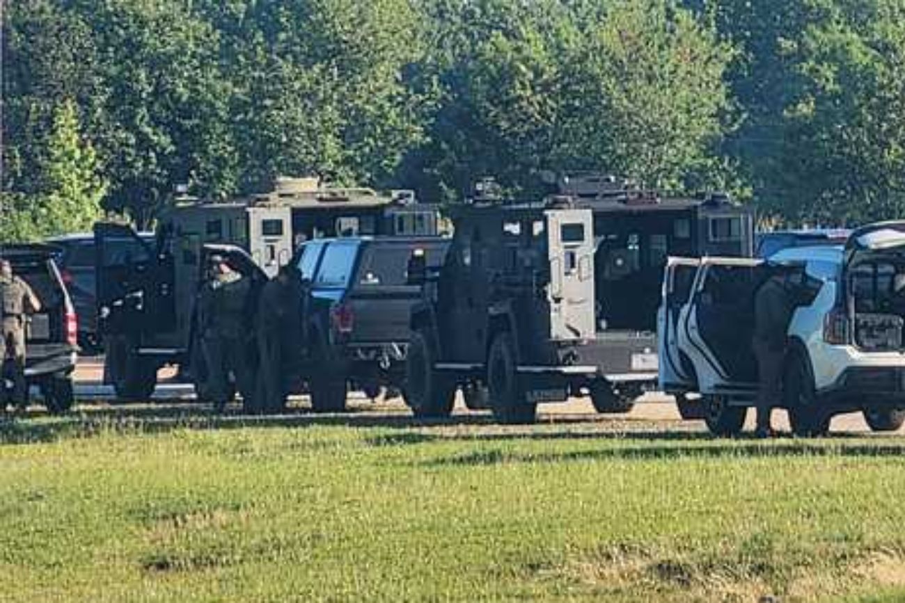 EE.UU.: arrestaron a 48 trabajadores inmigrantes tras una investigación por identidades falsas. (Gentileza WYFF News)