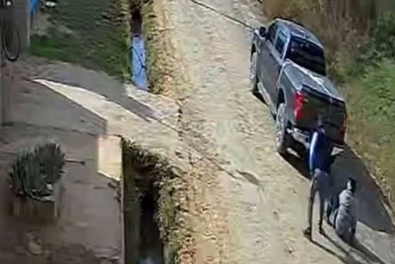 El comerciante de Zárate ató a un presunto ladrón a su camioneta y lo arrastró por varias cuadras. 