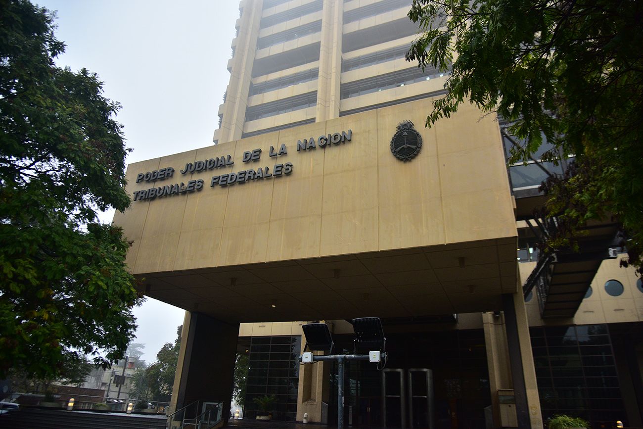 Fachada
Tribunales Federales oral 1
Foto: Pedro Castillo / La Voz