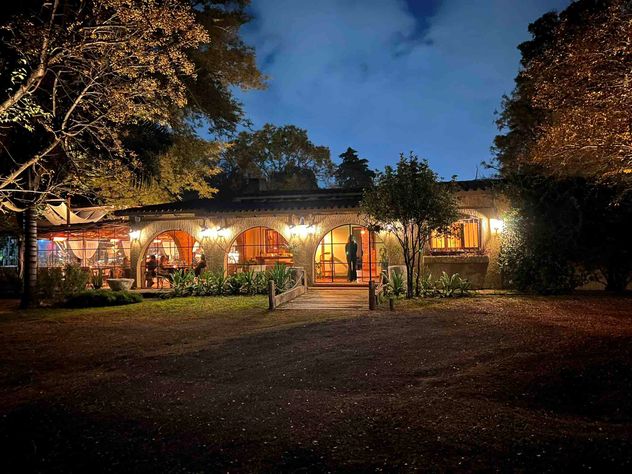 Estancia de Fuegos, un lugar con una búsqueda conceptual interesante en Mendiolaza.