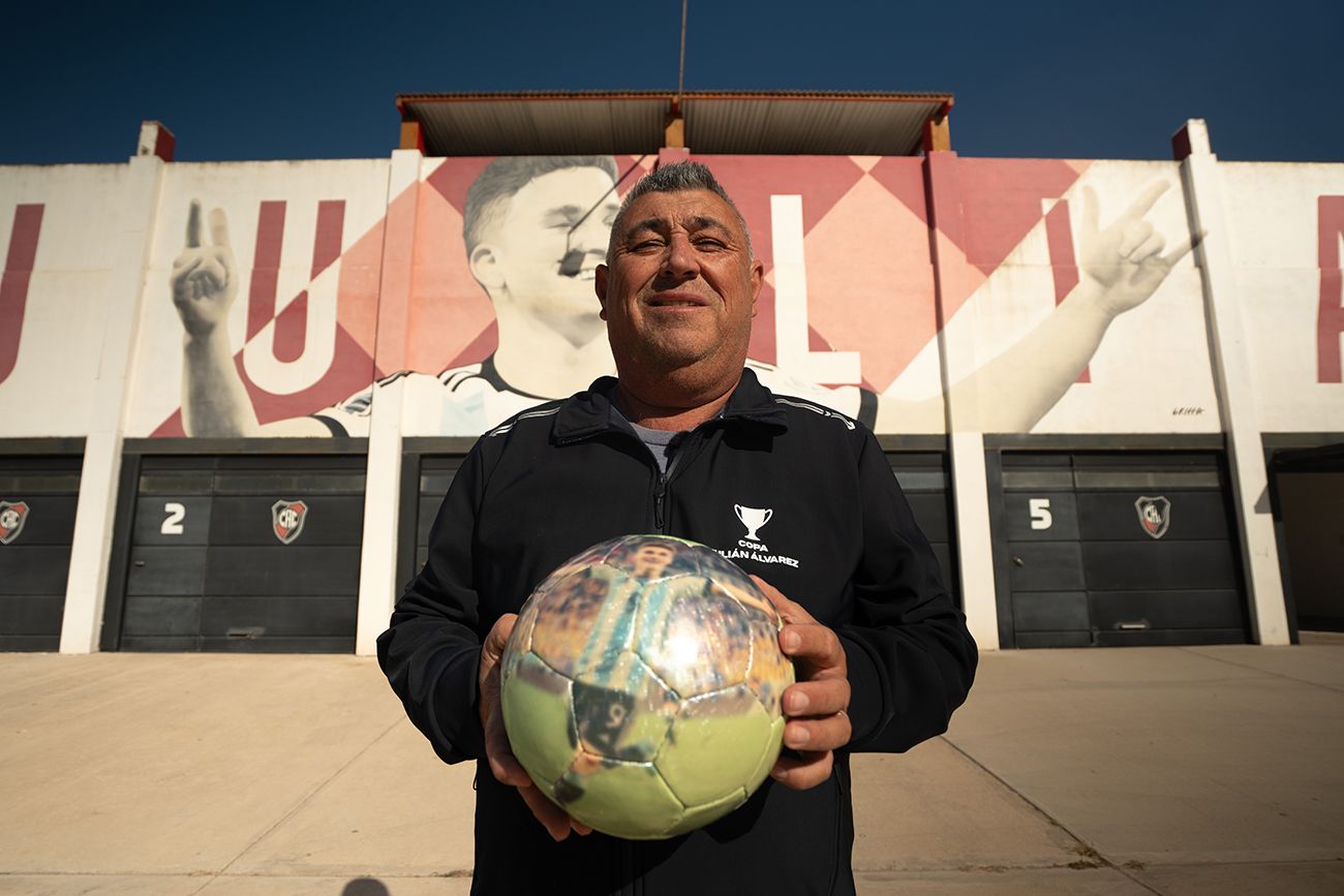 Rafael Varas, técnico formador del Araña en el Club Atlético Calchín de Córdoba.