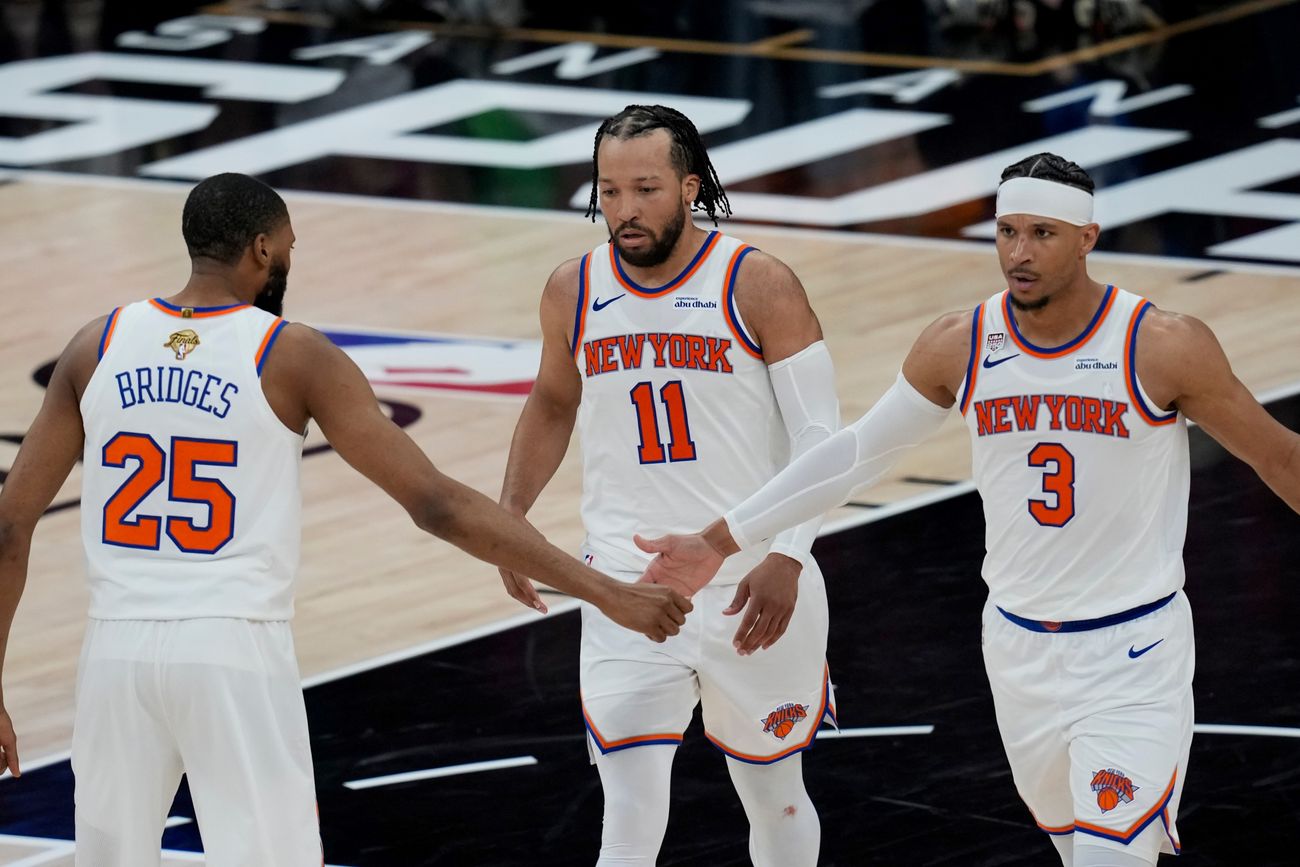 Los Knicks ganaron el primer partido de la final, en San Antonio, y dispararon los precios de las entradas en el Madison Square Garden. (AP)