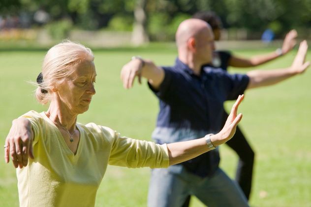 El hábito que recomiendan los especialistas para conservar la movilidad después de los 60.