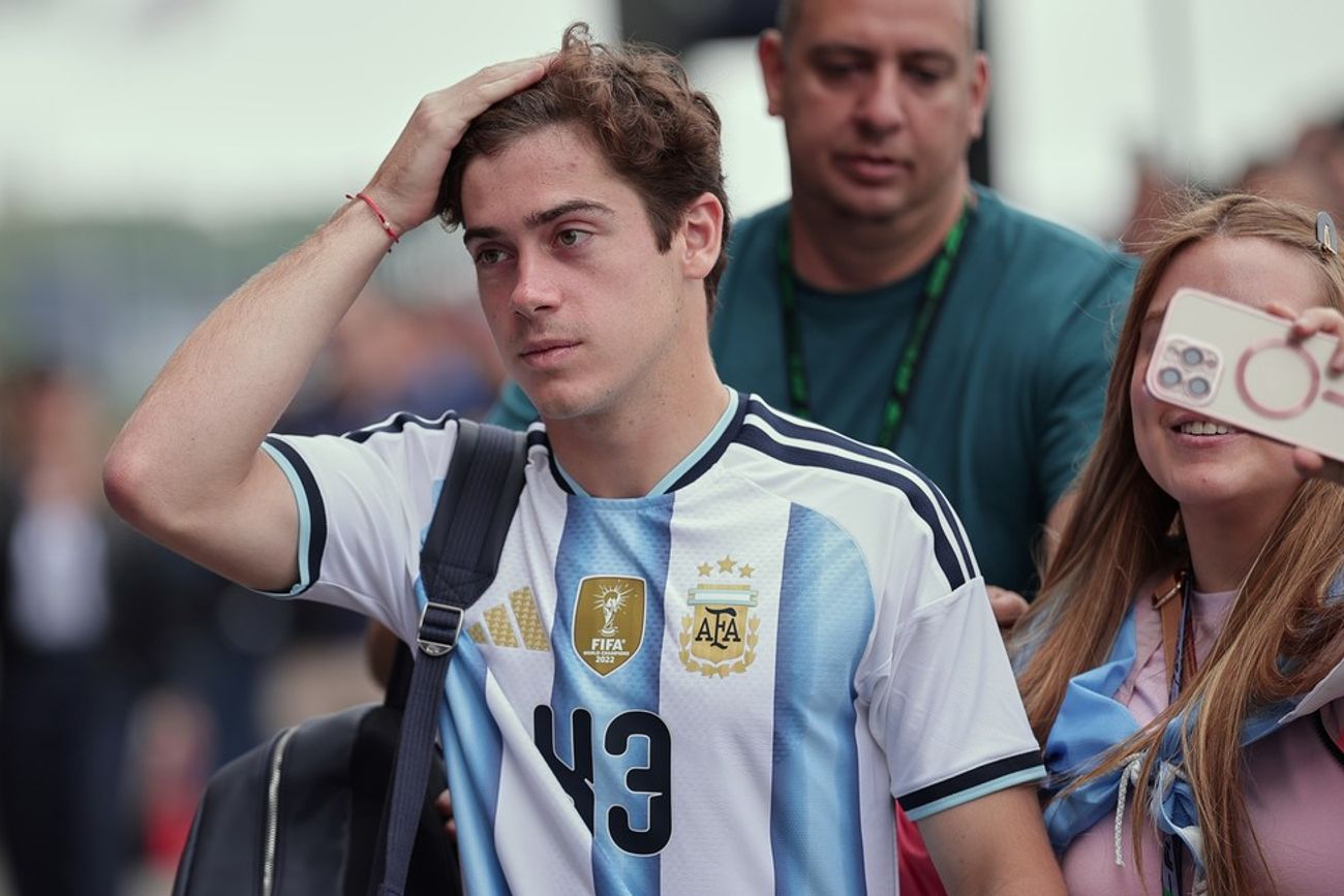 Colapinto, con la camiseta de la selección.