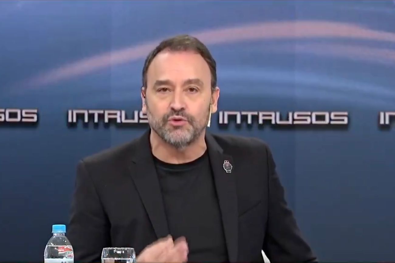 Adrián Pallares, indignado, en "Intrusos".