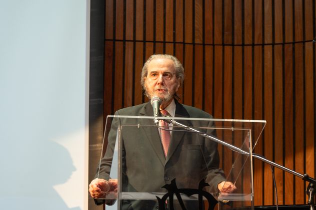 Juan Carlos Maqueda recibió la Pluma de Honor.