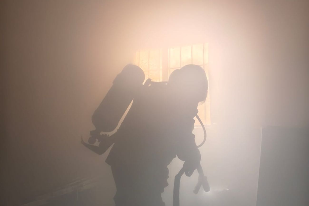 Córdoba: un hombre de 44 años sufrió graves quemaduras tras un incendio en su vivienda. (Policía de Córdoba)