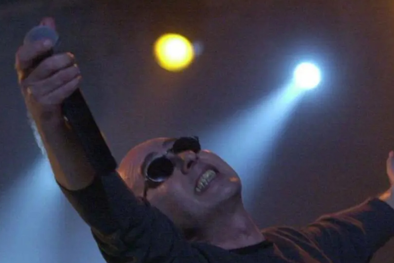 El Indio Solari en el último show de Los Redondos en el estadio Chateau Carreras, en 2001 (LVI/archivo)
