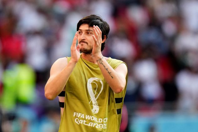 Sardar Azmoun fue bajado del Mundial por Irán.