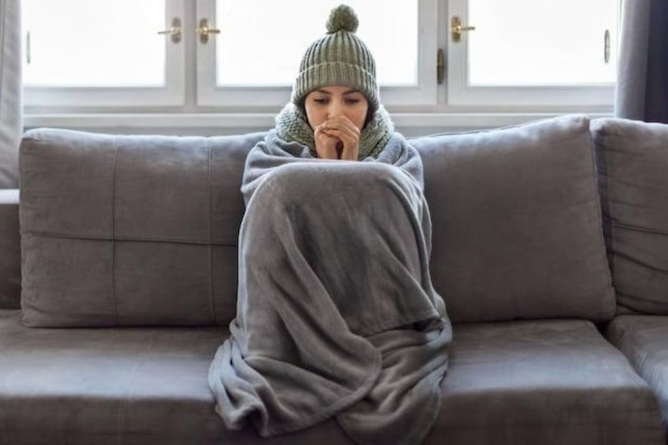 Los cambios de temperatura, la presión atmosférica y algunos hábitos propios del invierno pueden favorecer la aparición de cefaleas.