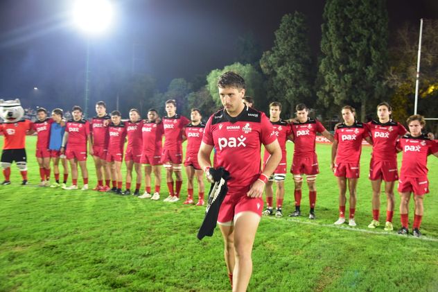 Homenaje al Indio Solari por parte de Dogos XV.