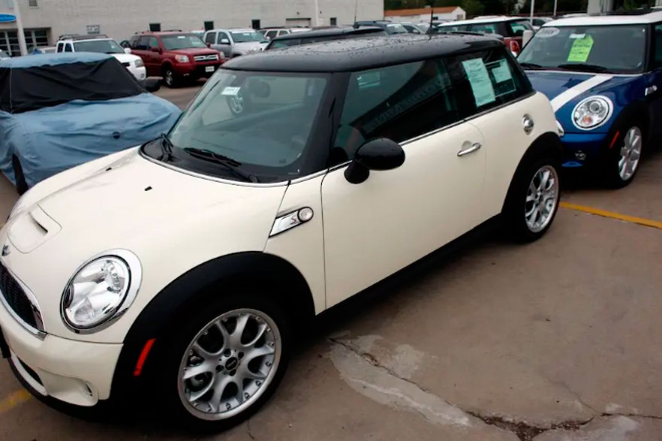 Mini Cooper. Imagen ilustrativa. (AP/David Zalubowski/Archivo)
