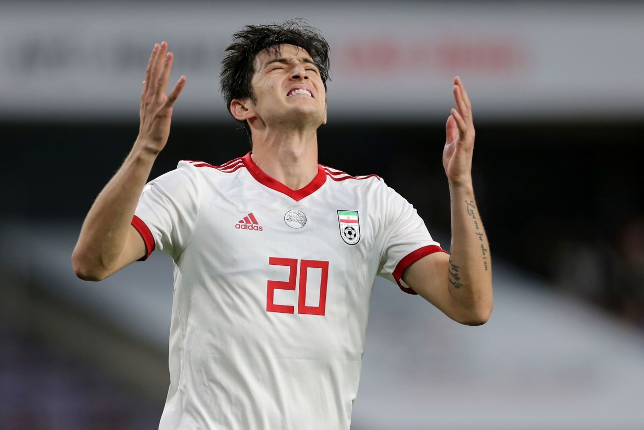 Sardar Azmoun fue bajado del Mundial por Irán.