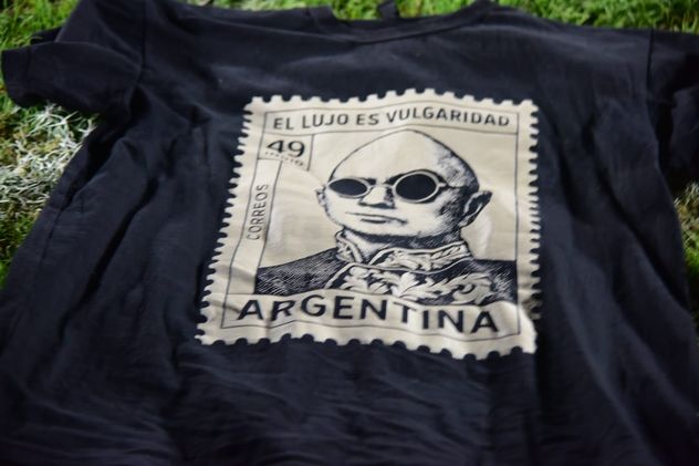 Homenaje al Indio Solari por parte de Dogos XV.