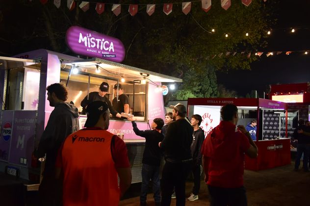Una previa para disfrutar en Córdoba Athletic, en la previa de Dogos XV-Yacare XV