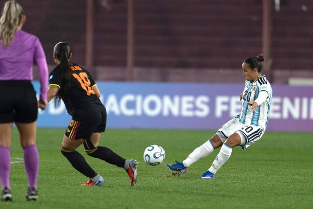 La Selección Femenina Argentina empató ante Perú por la Liga de Naciones.