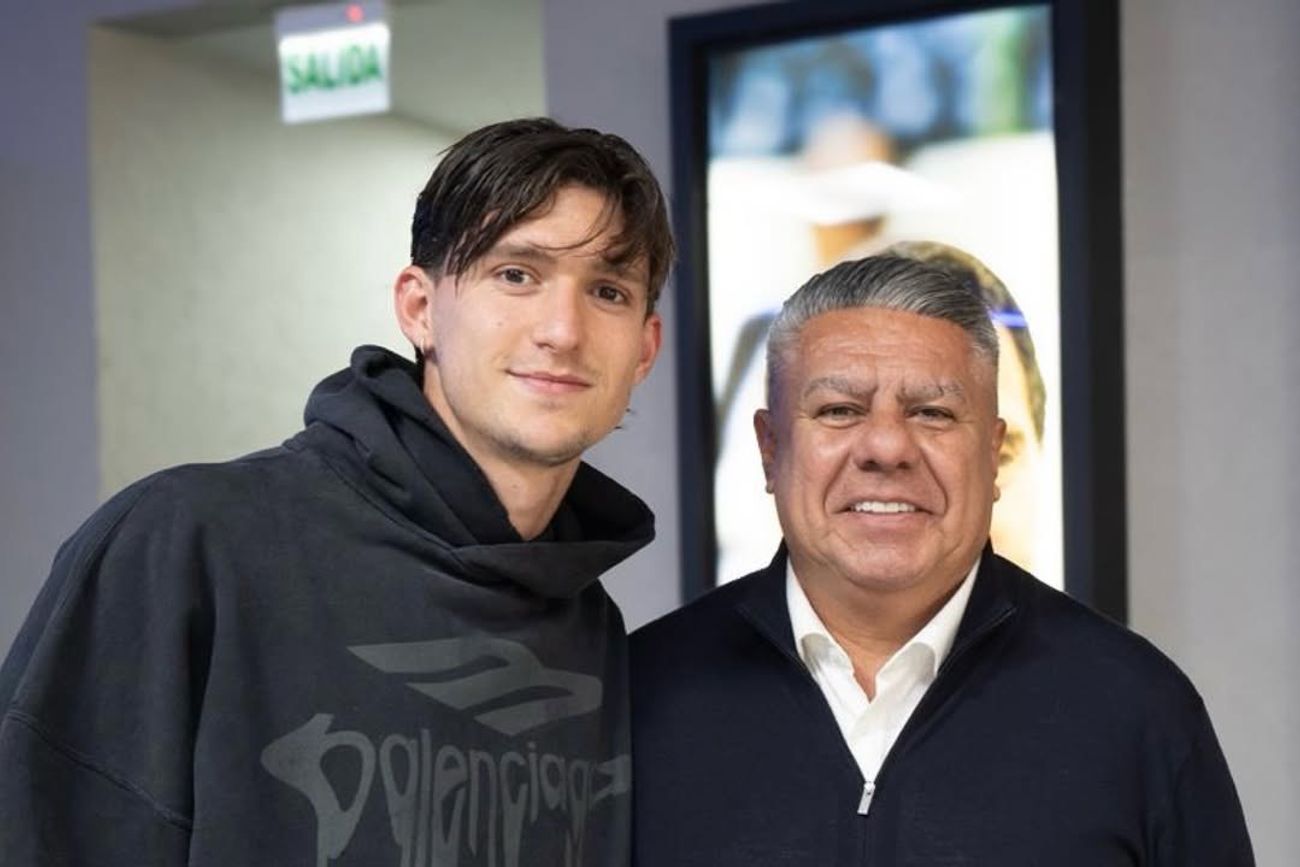 Balerdi junto a Tapia, presidente de AFA.