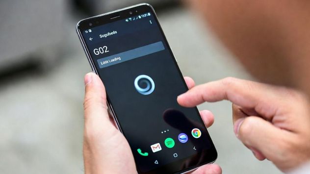 La falta de espacio disponible y la acumulación de aplicaciones son dos de las causas más frecuentes de la lentitud en los teléfonos móviles.
