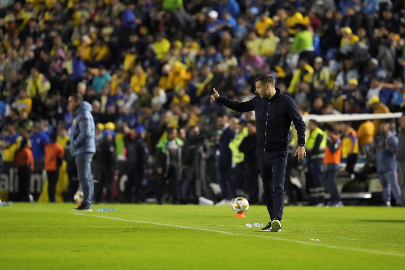 Martín Anseli, entrenador argentino.