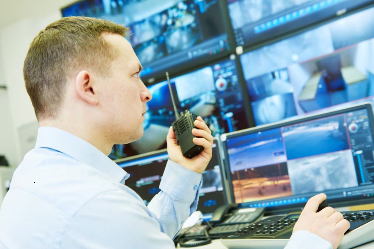 Seguridad privada: de cuánto es el sueldo de un vigilador en junio de 2026